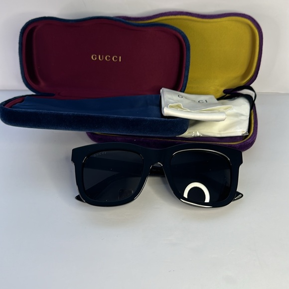 New Authentic GUCCI  Square Frame Sunglasses GG0326S Black - Picture 8 of 14